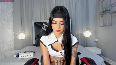 Scarlet online show from February 22, 4:40 am