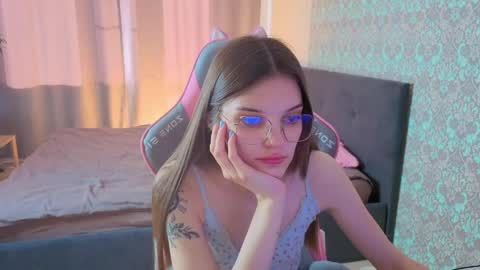 Merry online show from April 30, 10:20 am
