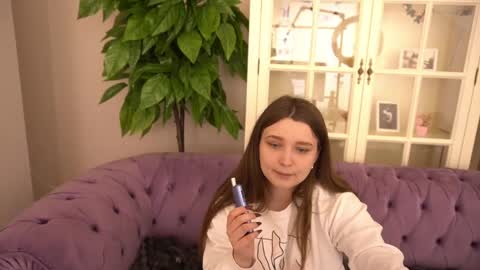 Emily online show from May 19, 12:23 pm