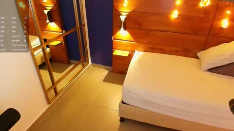 Dani online show from November 13, 11:20 am