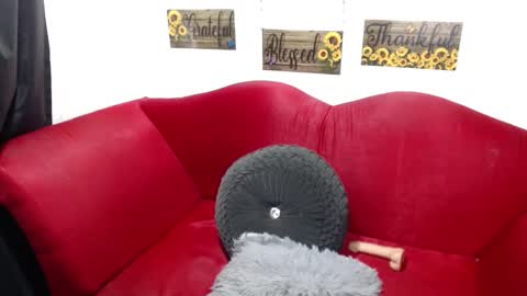 ISABELA online show from March 4, 7:20 pm