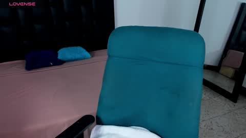 Maia online show from December 9, 12:51 pm