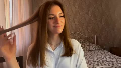 M I A online show from March 13, 8:48 am