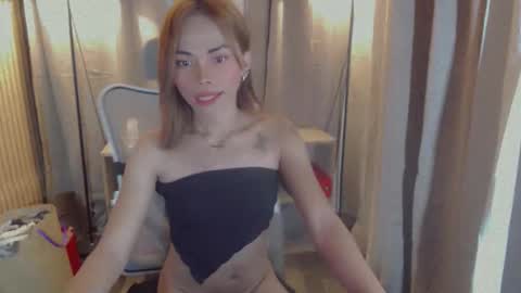 Maica online show from April 4, 2:16 pm