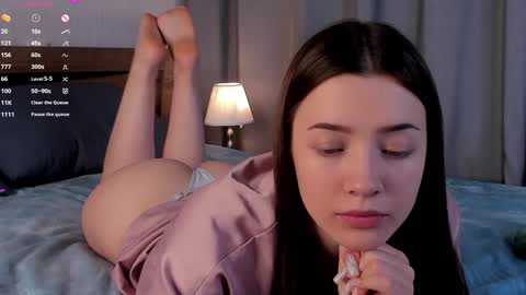 Lucy online show from December 27, 1:11 am