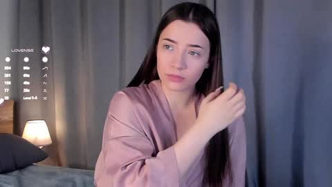 Lucy online show from January 13, 1:02 am