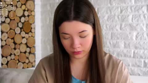 Lucy online show from November 2, 2:26 am