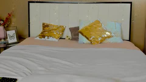 Sofi online show from March 12, 3:48 pm