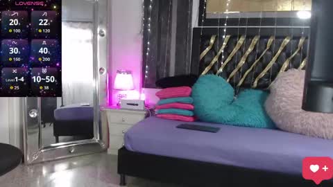 mailyn_gold online show from May 26, 12:26 pm