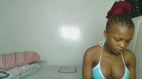 maira luv1 online show from March 30, 9:42 am