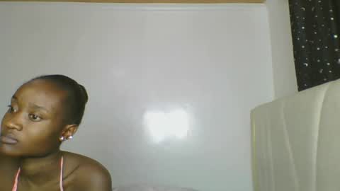 maira luv1 online show from April 6, 7:15 pm