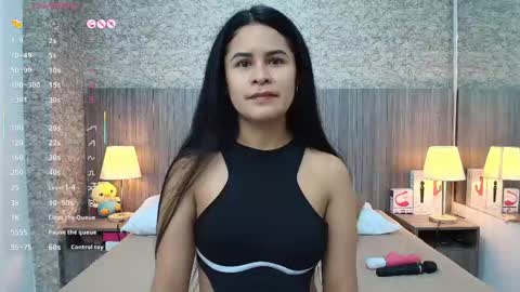   online show from May 17, 11:42 am