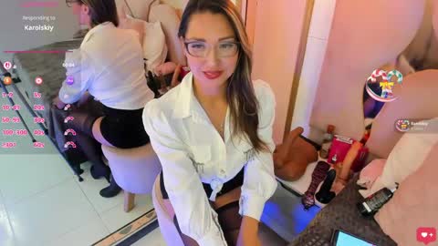 maiyajoness online show from May 14, 5:02 am