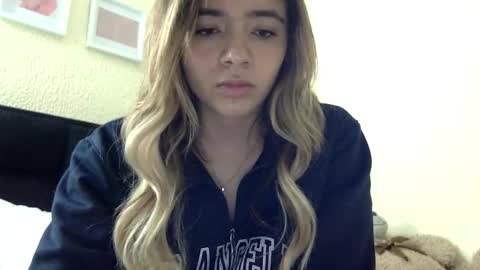 majo_gomezz online show from May 18, 2:54 am