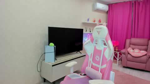 Chloe online show from May 10, 3:52 am