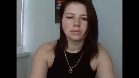 make_mesmile online show from May 18, 6:08 am