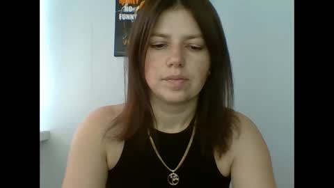 make_mesmile online show from May 24, 8:35 am