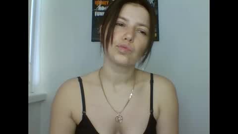 make_mesmile online show from May 16, 7:00 am
