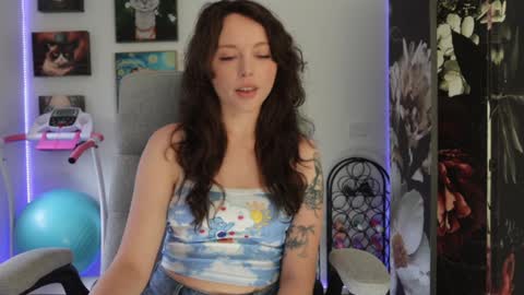 MakiyahBelle online show from January 7, 5:33 am