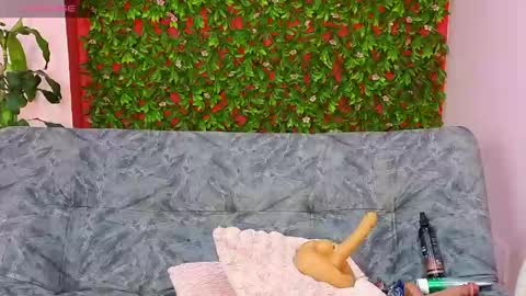 malen_fitnessmilf online show from May 15, 11:07 pm