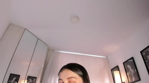 malena99_ online show from May 23, 7:34 pm