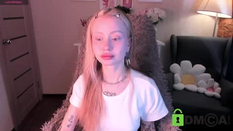 Malena online show from April 11, 9:35 am