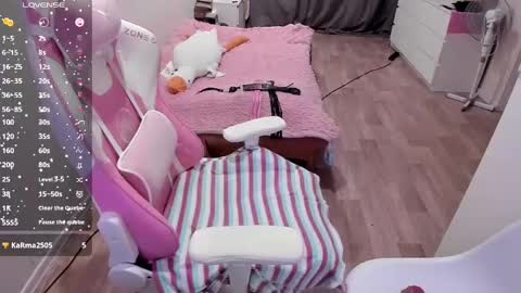 malina_lovely online show from April 6, 8:54 pm