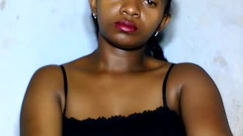 malinah01 online show from December 26, 6:54 pm