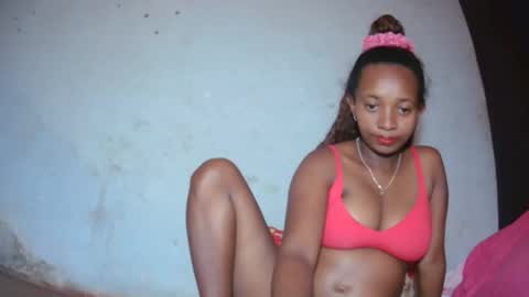 malinah01 online show from September 26, 8:45 am