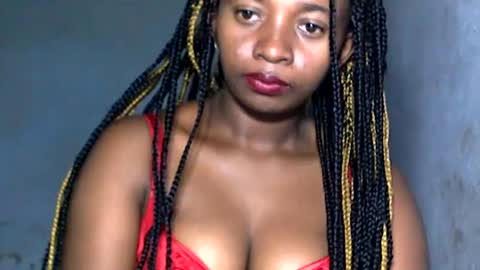 malinah01 online show from January 3, 3:55 pm