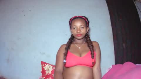 malinah01 online show from September 28, 9:47 am