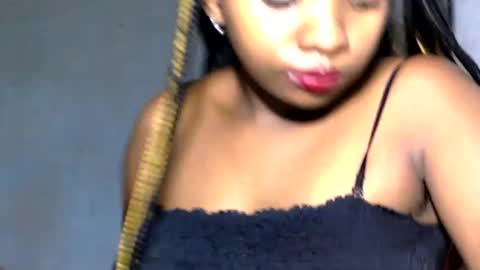 malinah01 online show from January 12, 12:39 am