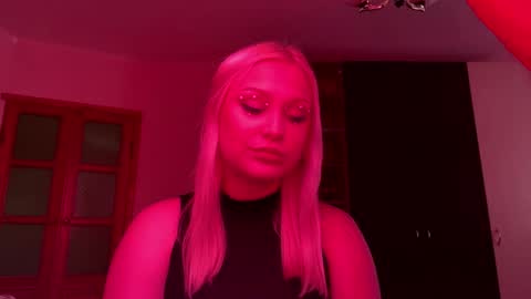 Mel online show from May 26, 2:16 pm