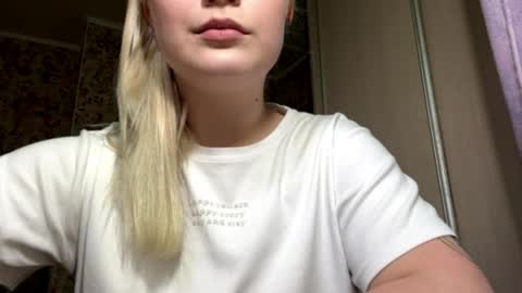 Mel online show from May 21, 2:26 pm
