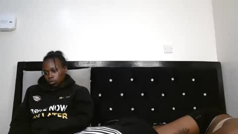 mamaa online show from October 18, 1:08 am