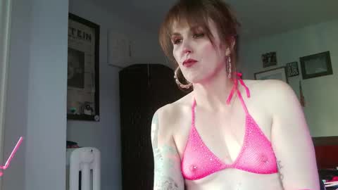 mamafoxxx911 online show from October 3, 9:42 pm