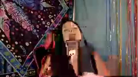 Glo online show from August 9, 6:50 am