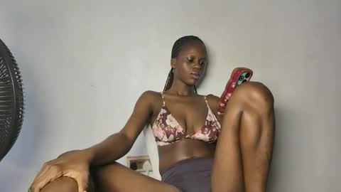 mandymia online show from November 28, 7:33 am