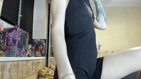 Mandy online show from May 14, 5:41 pm