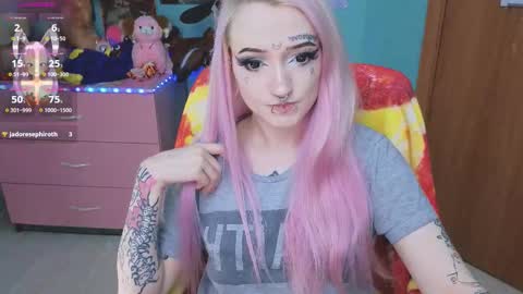 Manuela online show from October 15, 8:00 pm