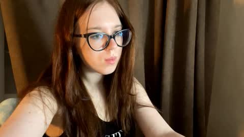 manymonrow online show from March 30, 10:42 pm