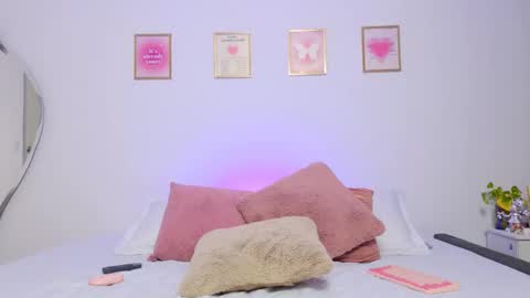 Snapshot of mar_333 chatting on February 14, 11:42 pm online show from February 14, 11:42 pm