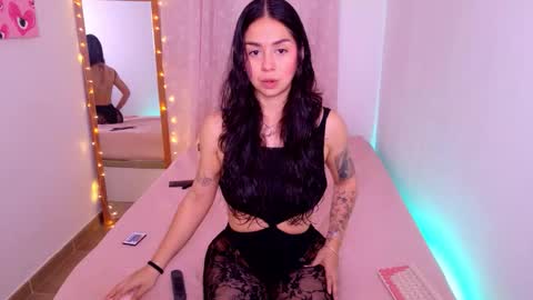     online show from March 13, 11:22 am