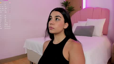 Mara online show from May 1, 9:07 pm
