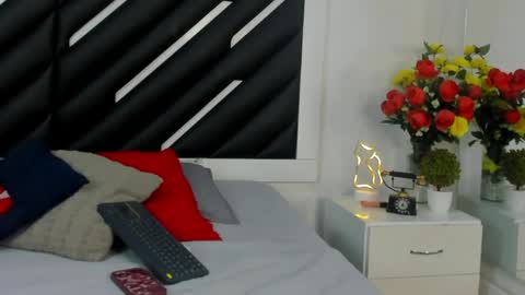 Mara  online show from May 5, 9:18 pm