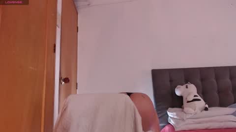 maraa_lee online show from December 22, 3:33 pm