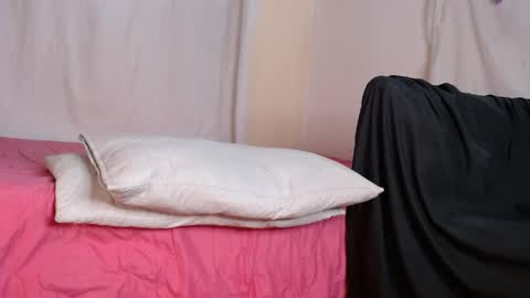 maraa_lee online show from May 26, 10:42 pm