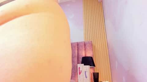 maralinette22 online show from January 17, 11:40 am