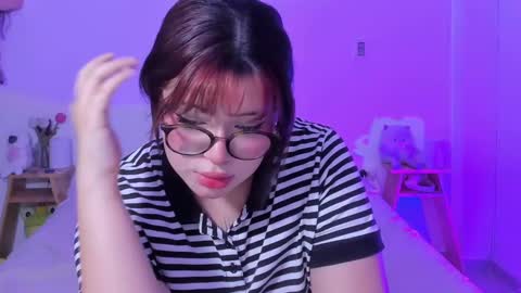 Snapshot of marcy_grey chatting on March 3, 10:21 am danna online show from March 3, 10:21 am