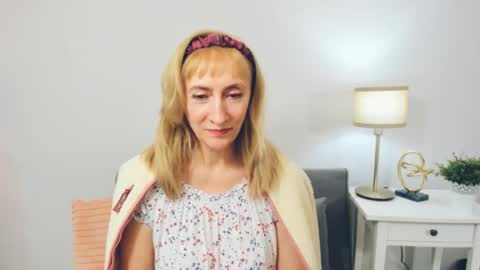 margaretmature online show from February 14, 1:18 pm
